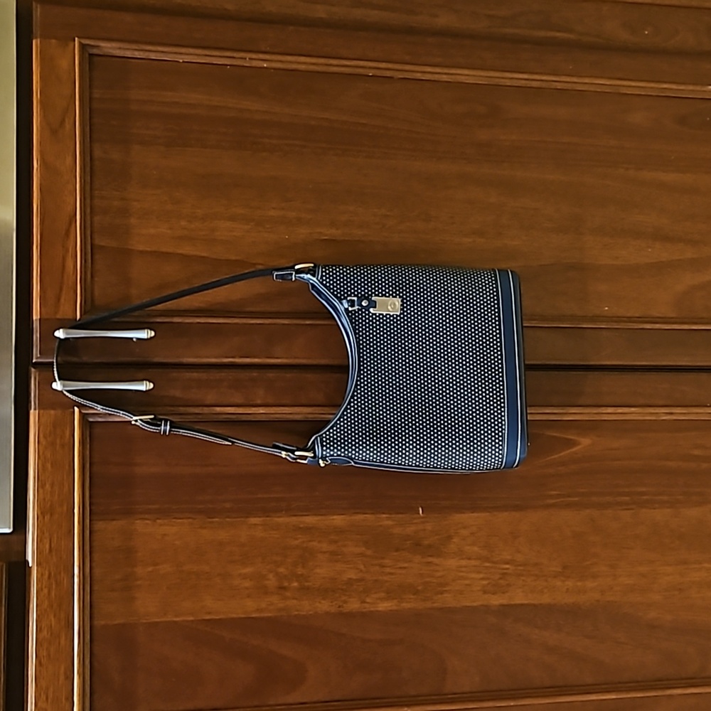 Dooney and Burke purse excellent shape.
